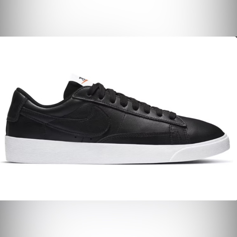 Nike Blazer Low black shoes